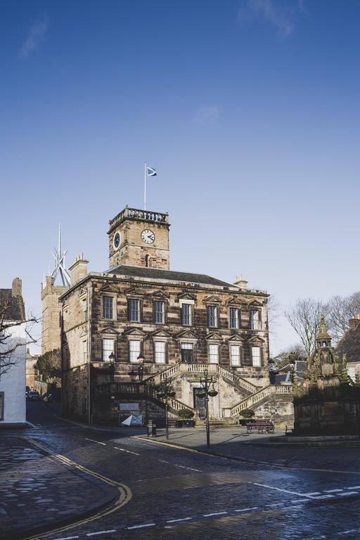 Court Residence Aparthotel Linlithgow Exterior photo